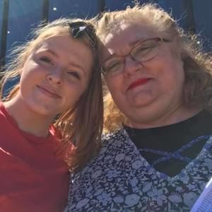 Meet your Posher, Kim